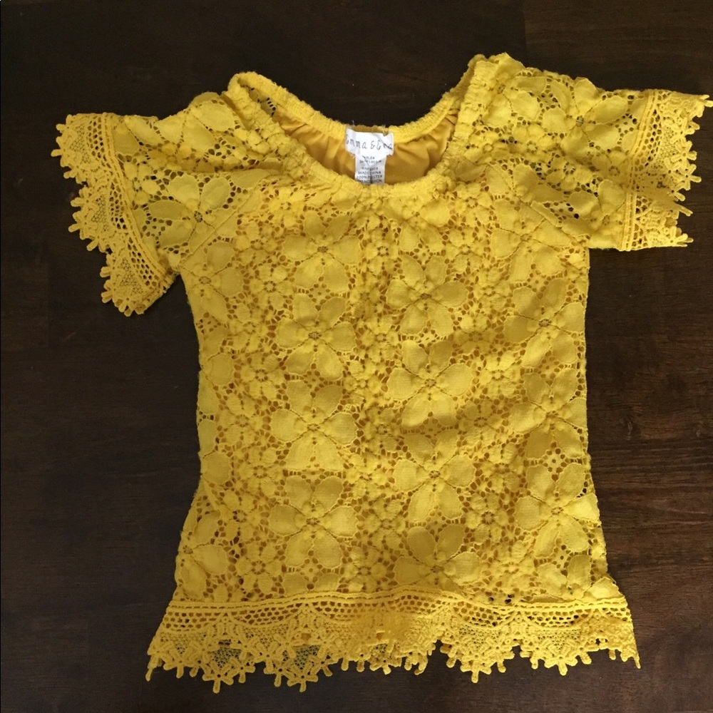 🔴 Emma & Elsa shirt, Sz 4, girls mustard color shirt